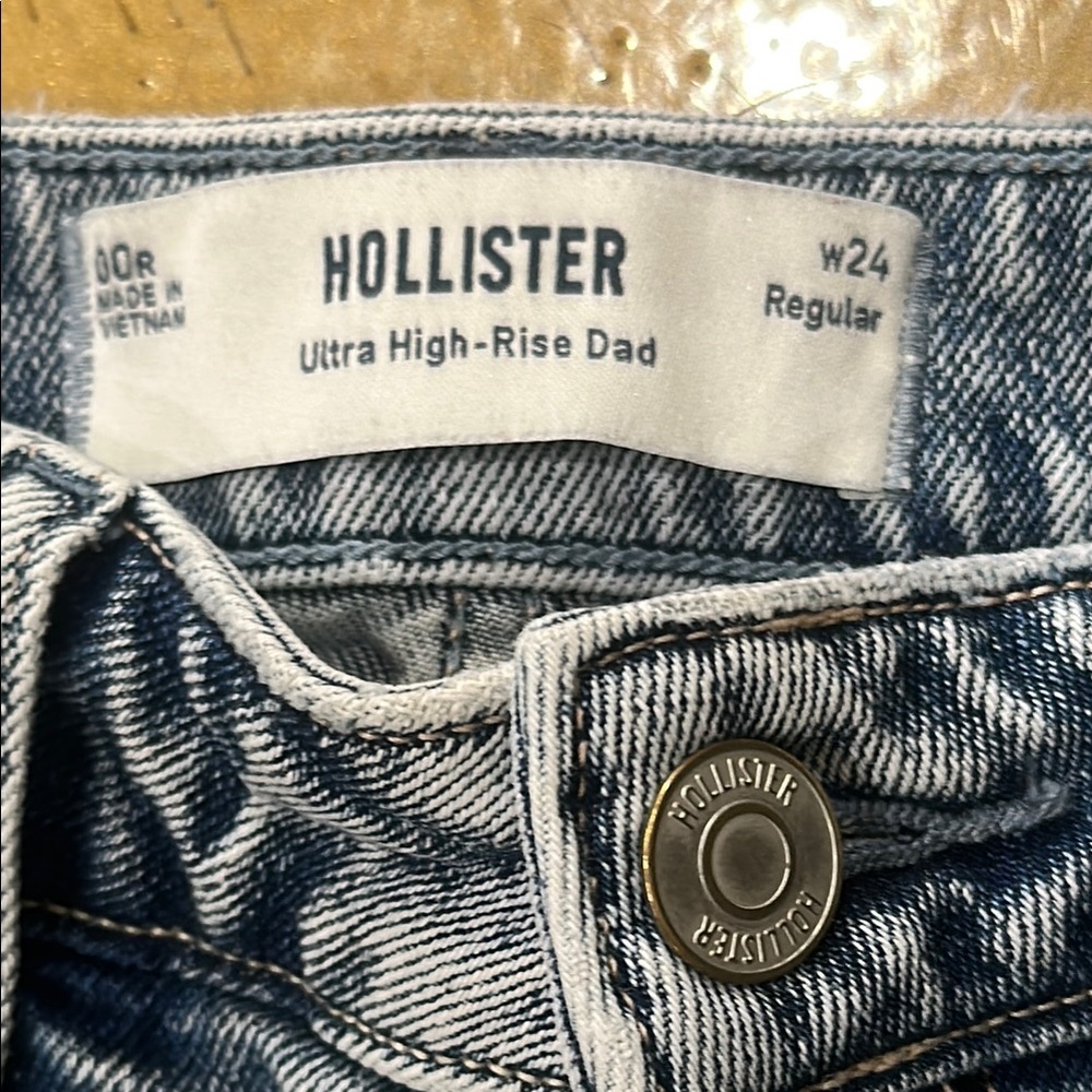 Hollister Men's Light Blue Distressed Jeans - Picture 2 of 9